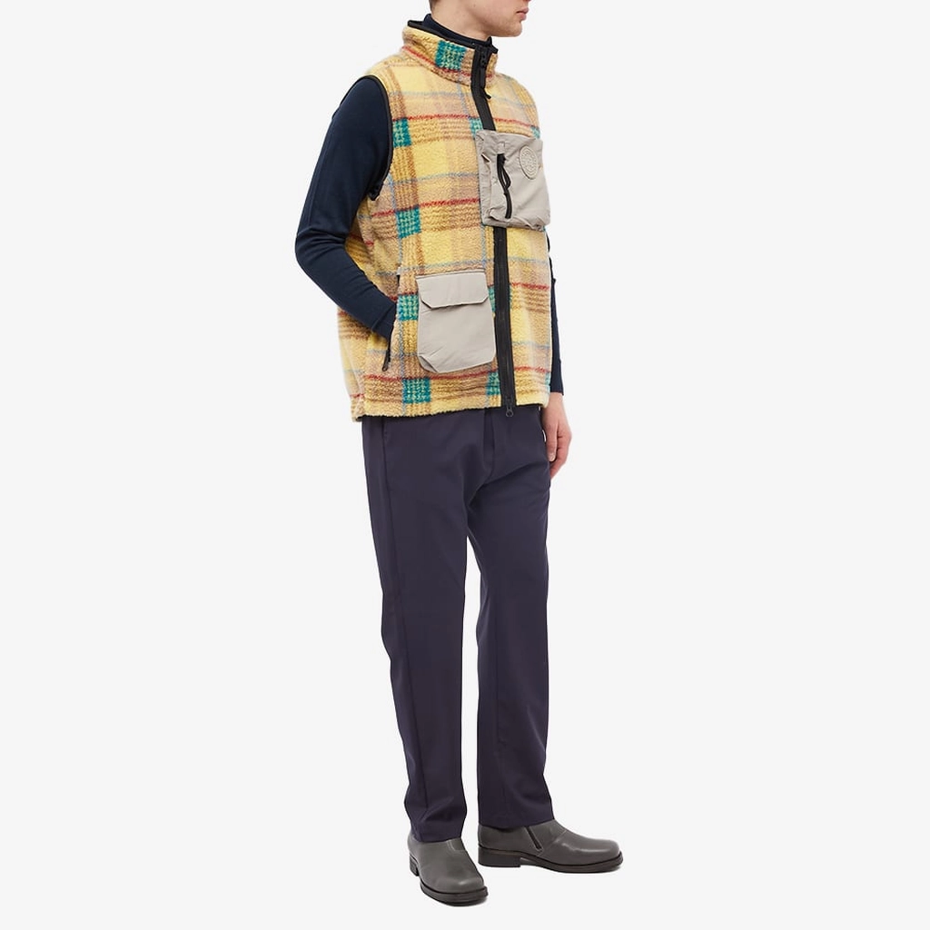 Canada Goose Men's & NBA Collection with UNION Legion Fleece Vest Legacy Tartan Gold